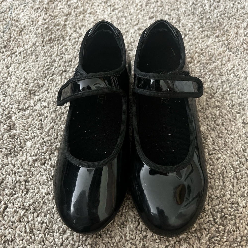 Black two shoes